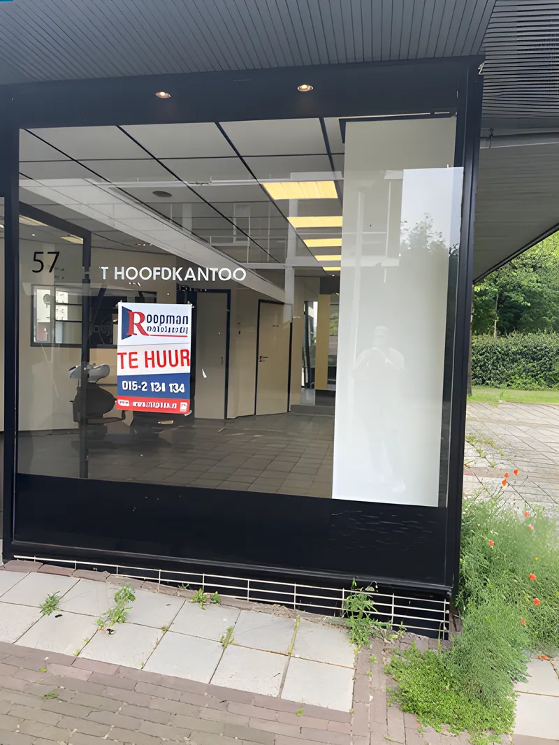 Bestaande situatie: voormalige kapperszaak, te huur